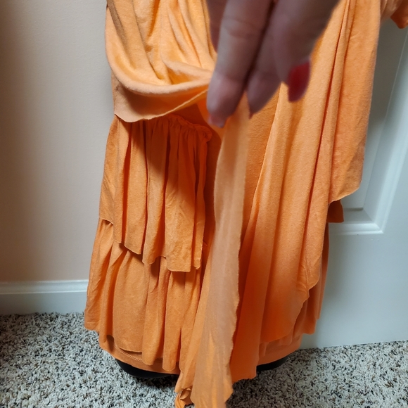 VENUS Tiered Ruffle Scoop Neck Top NWT - Picture 7 of 12